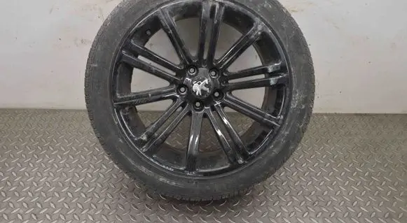 Peugeot RCZ R18 alloy rim 8JX18