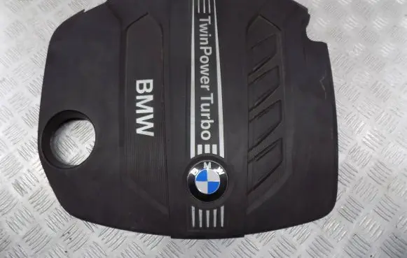 BMW 1 F20 F21 Rocker cam cover 
