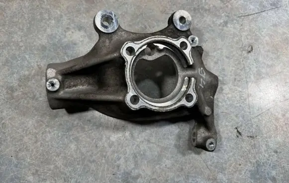 BMW M4 F82 F83 Front wheel hub spindle knuckle 2284001 31212284001