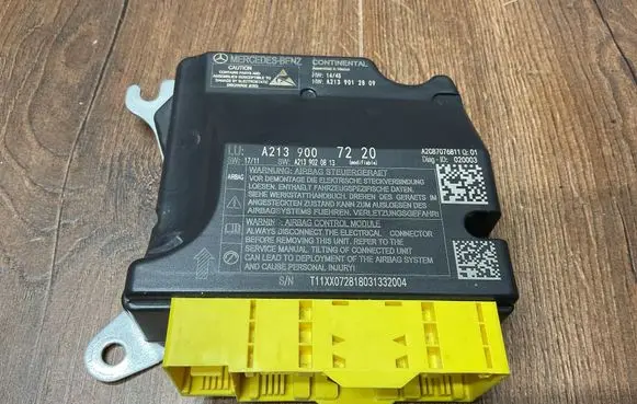 Mercedes-Benz E W213 Airbag control unit/module A2139007220