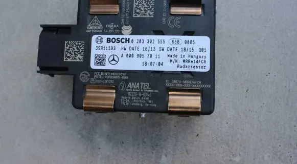 Mercedes-Benz E W213 Distronic sensor radar A0009057011