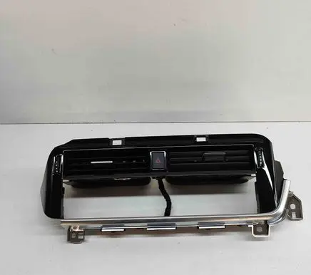 Nissan Qashqai J12 Dashboard air vent grill cover trim 687506UA0A 687516UA0A
