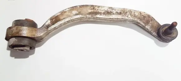 Volkswagen PASSAT B5 Front lower control arm/wishbone
