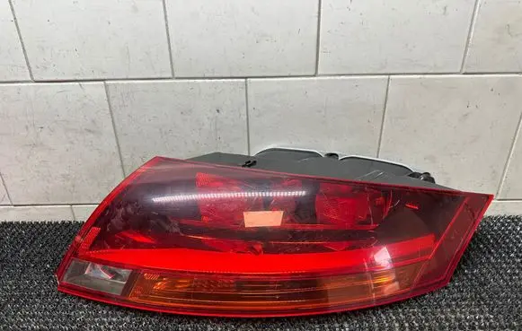 Audi TT TTS Mk2 Rear/tail lights 8J0945096C