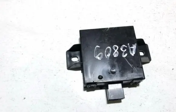 Audi A3 S3 8P Alarm control unit/module 1k0907719 510190352