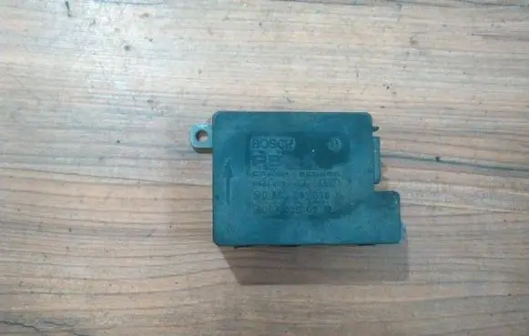 Mercedes-Benz E W124 Airbag control unit/module 0285001050 0038200610