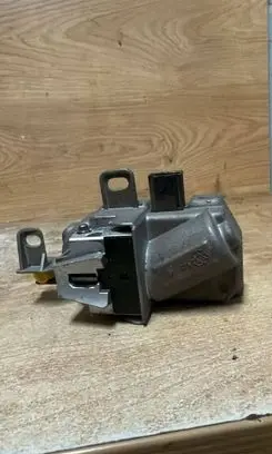 Volvo V50 Steering wheel lock P30741161 T3506C3FC