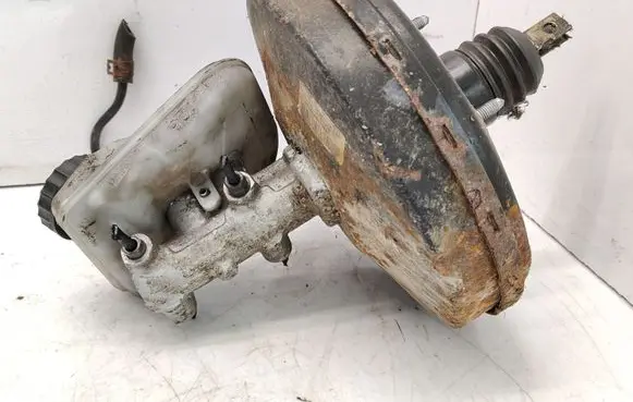 Citroen Berlingo Brake booster 9648370680 0204024823