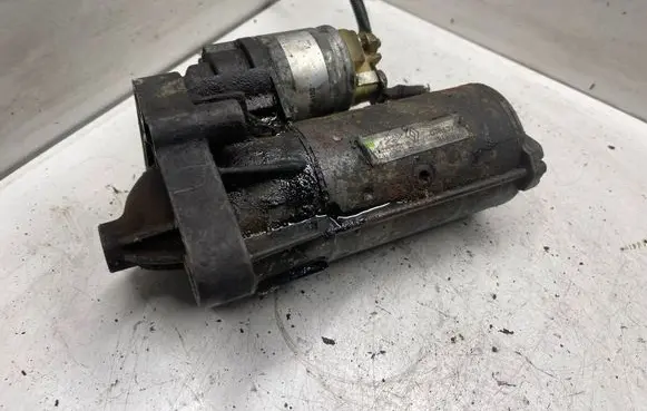 Renault Trafic II (X83) Starter motor 8200634602