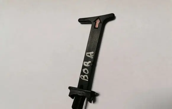 Volkswagen Bora Engine bonnet (hood) release handle 1J5823593C