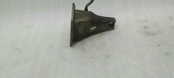 Aston Martin DB9 Engine mount bracket 4G437M125CC