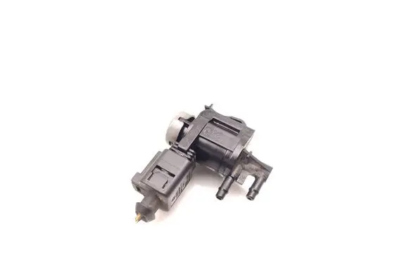 Skoda Octavia Mk2 (1Z) Vacuum valve 1K0906283A