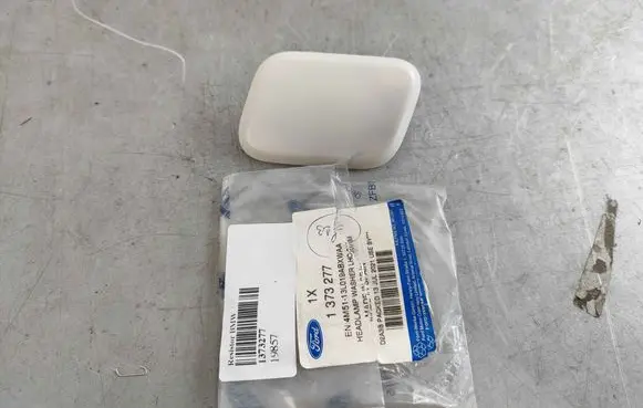 Ford Focus C-MAX Headlight washer spray nozzle cap/cover 1373277 64511373277