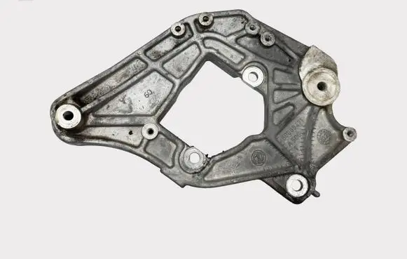 Alfa Romeo GTV Engine mounting bracket 60669471