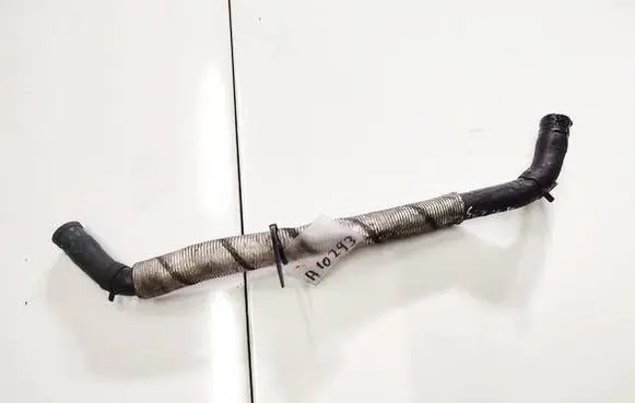 Chevrolet Lacetti Engine coolant pipe/hose