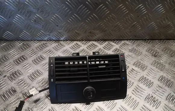 BMW X5 E53 Other center console (tunnel) element 8409081