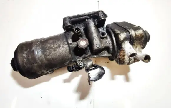 Volkswagen Golf V Oil filter cover 045115389G