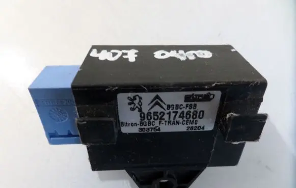 Peugeot 407 Other relay 9652174680 303754 28204