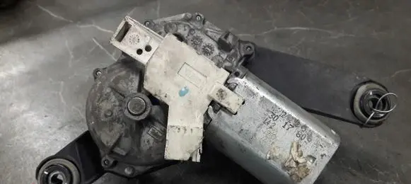 Peugeot 206+ Rear window wiper motor 53017809
