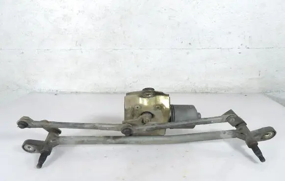 Citroen C5 Front wiper linkage and motor 0390241700