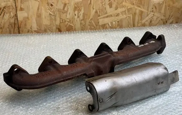 BMW 5 E39 Exhaust manifold 2248166