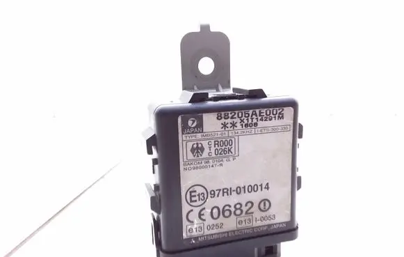 Subaru Legacy Immobilizer control unit/module 88205AE002 E1397RI010014
