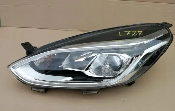 Ford Fiesta Headlight/headlamp