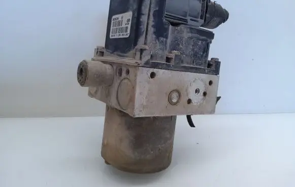 Ford Mondeo Mk III ABS Pump 0265222015