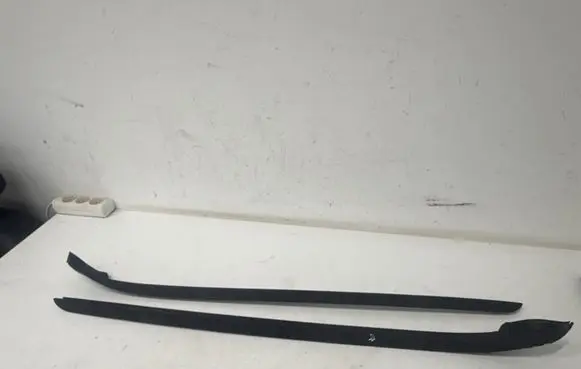 Hyundai i30 Windshield trim 