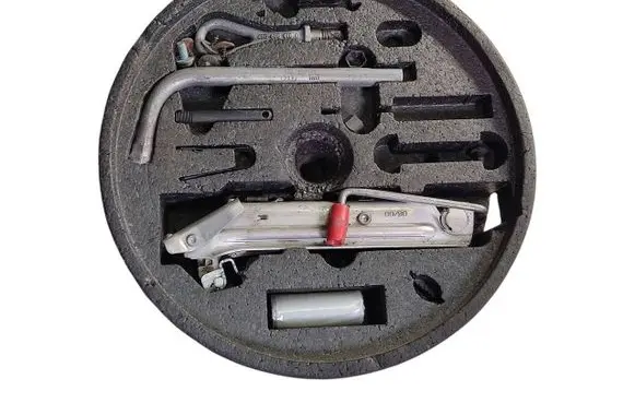 Audi TT Mk1 Tool set 8N0012109K 8N0011031B 321607173