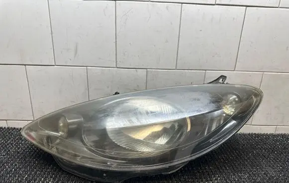Peugeot 1007 Headlight/headlamp 9644999680 052006165 89008988