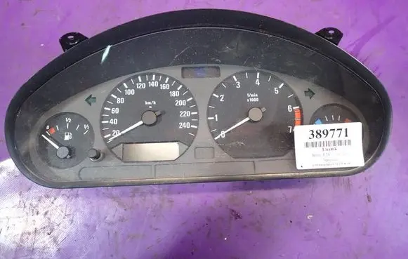 BMW 3 E36 Speedometer (instrument cluster) 