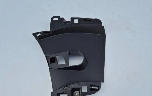 Renault Captur II Front bumper mounting bracket 628113210R