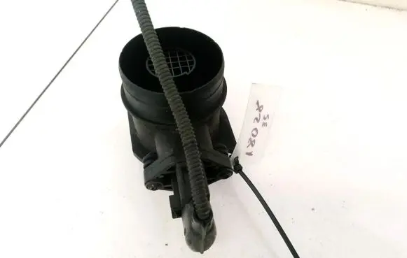 Volkswagen Touran I Mass air flow meter 0281002531 038906461B