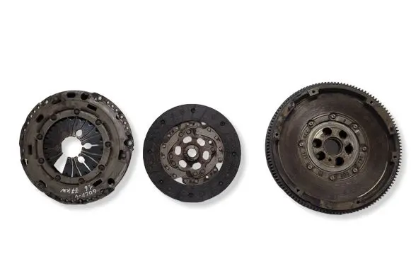 Volkswagen Golf V Clutch set kit 03L141025K