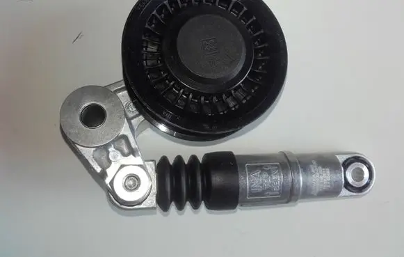 Volkswagen Crafter Generator/alternator belt tensioner 076145261A