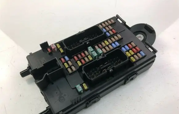 Volvo XC90 Fuse box set 32209198 K868