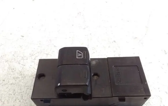Nissan Micra Electric window control switch