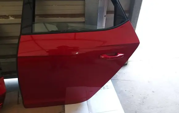 Seat Leon (5F) Rear door L0X1