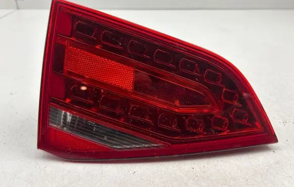 Audi A4 S4 B8 8K Tailgate rear/tail lights 8K5945093K