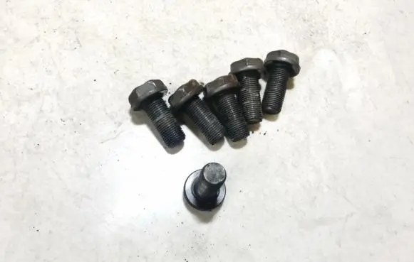 Mitsubishi Colt Nuts/bolts 