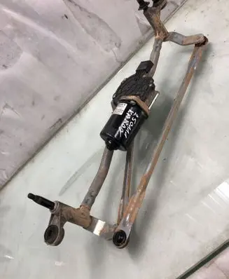 Skoda Karoq Front wiper linkage and motor 576955023