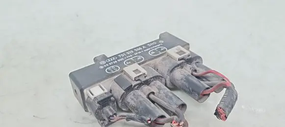 Coolant fan relay