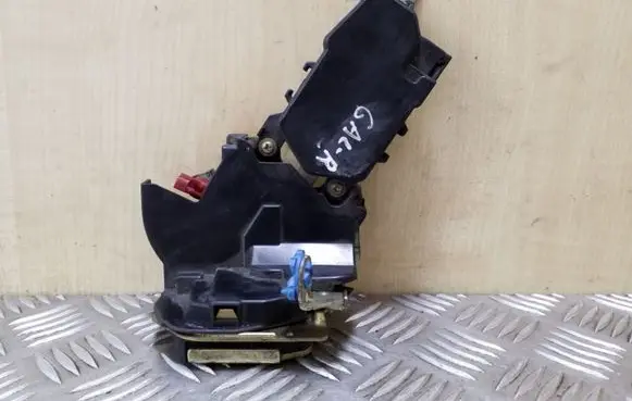 Subaru Outback Rear door lock