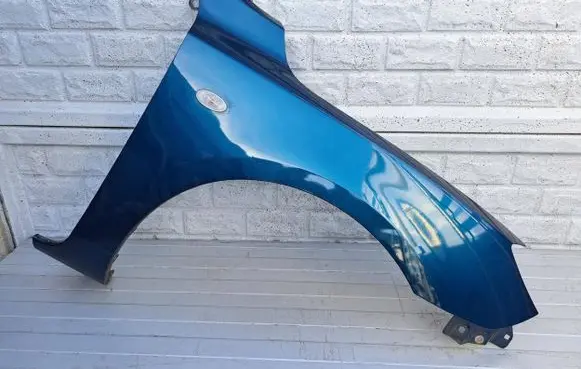 Mazda 3 I Fender