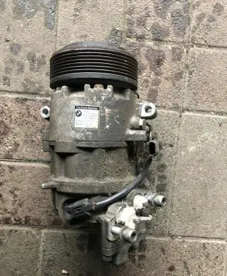 BMW 1 E81 E87 Air conditioning (A/C) compressor (pump)