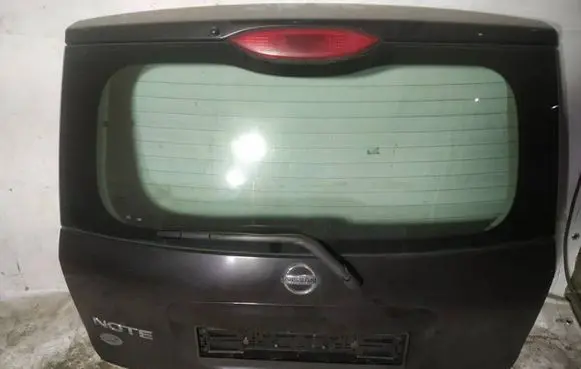 Nissan Note (E11) Tailgate/trunk/boot lid JUODAS