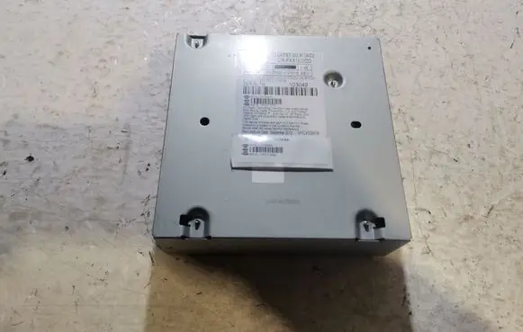 Tesla Model S Sound amplifier 100478700B CRFX51E0GD