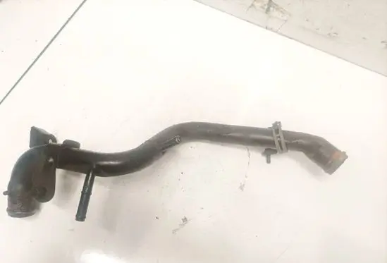 Volkswagen PASSAT B5.5 Engine coolant pipe/hose 038121071S