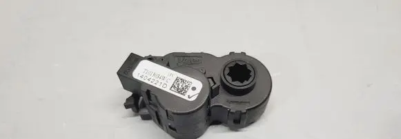 Renault Arkana Air flap motor/actuator T1013034W 277326373R 1404221D